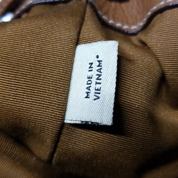 Leather bucket bag with drawstring - Picture 11 of 11